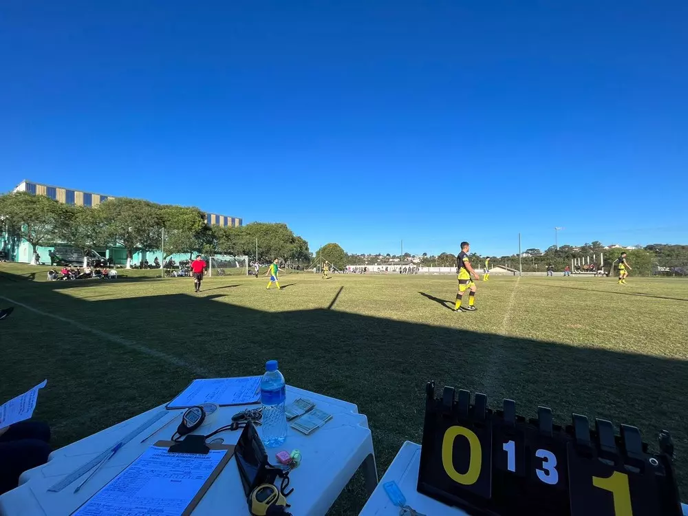 Copa das Associações de Moradores de Futebol Suíço de Rio Negro iniciou com grandes jogos